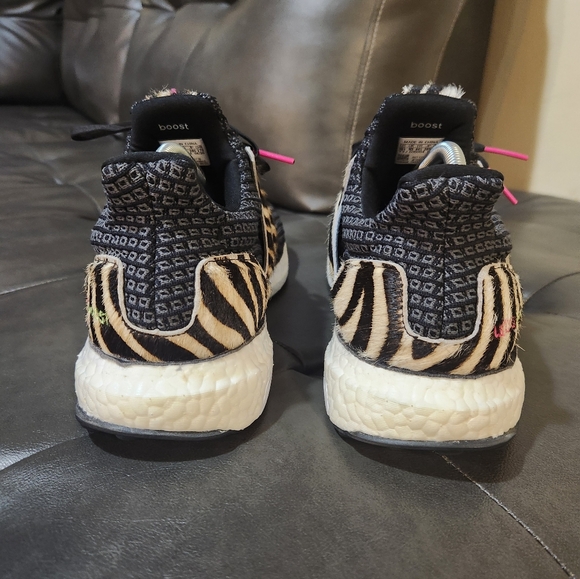 Adidas Ultra Boost DNA Women Size 10 - Picture 5 of 7